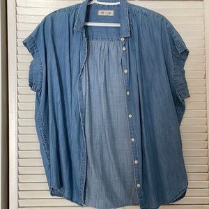 Madewell size large Jean shirt
